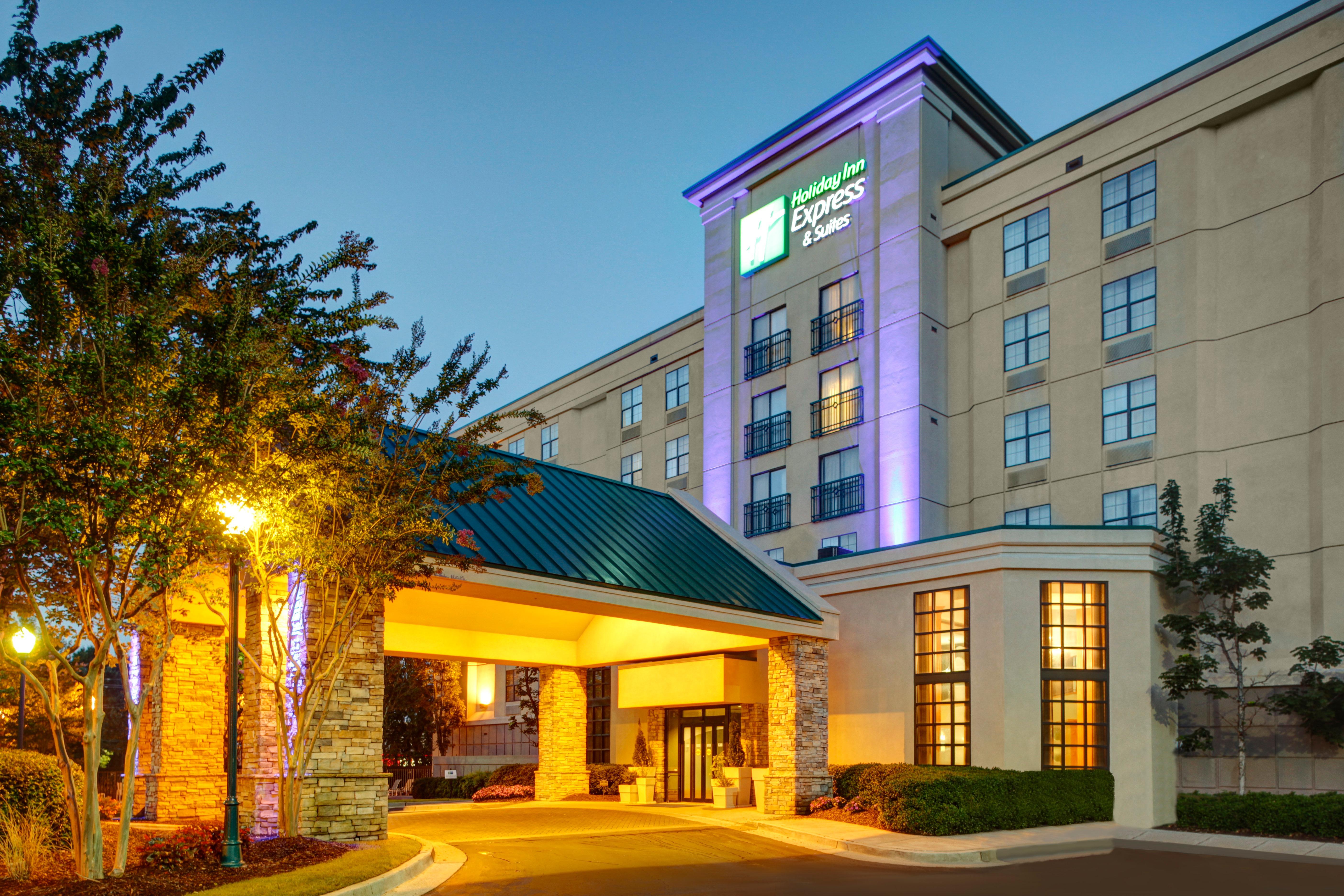 Holiday Inn Express Hotel & Suites Atlanta Buckhead By Ihg Exterior foto