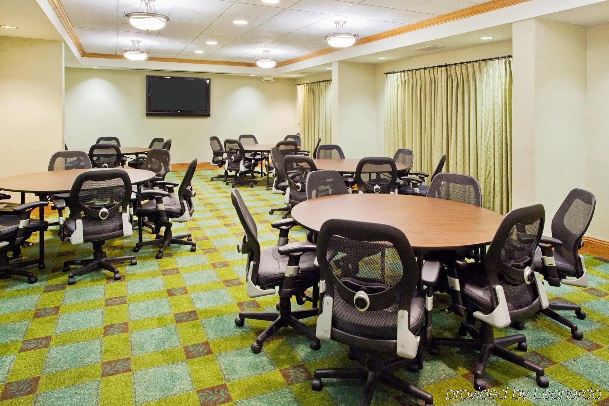 Holiday Inn Express Hotel & Suites Atlanta Buckhead By Ihg Exterior foto